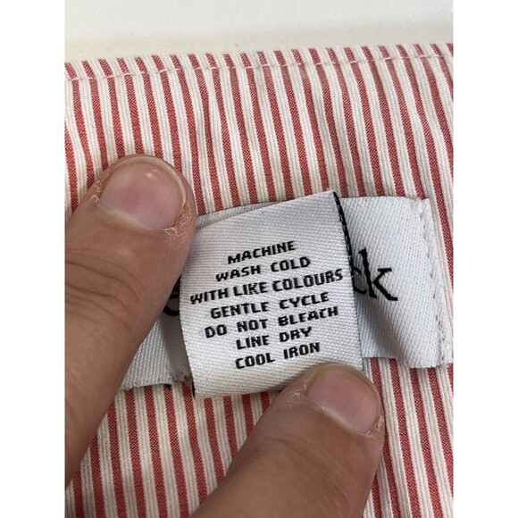 Peck and Peck Pull On Walking Shorts Red/White Pinstripe. Stretch Womens Sz 10. - Picture 7 of 8